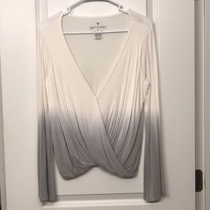 Grey/white ombré bell sleeve top